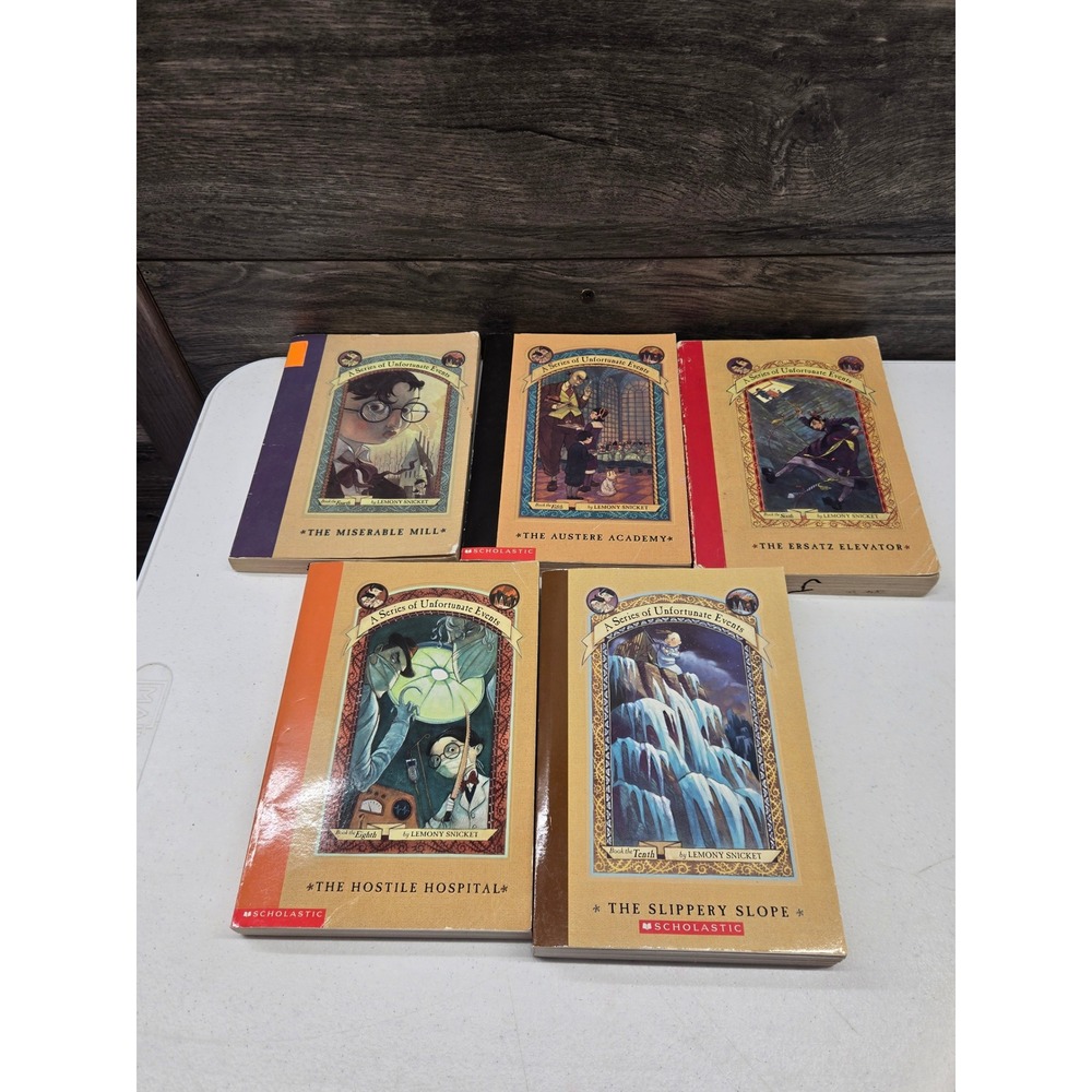 A Series of Unfortunate Events Lemony Snicket Paperback Book Lot 4,5,6,8,10